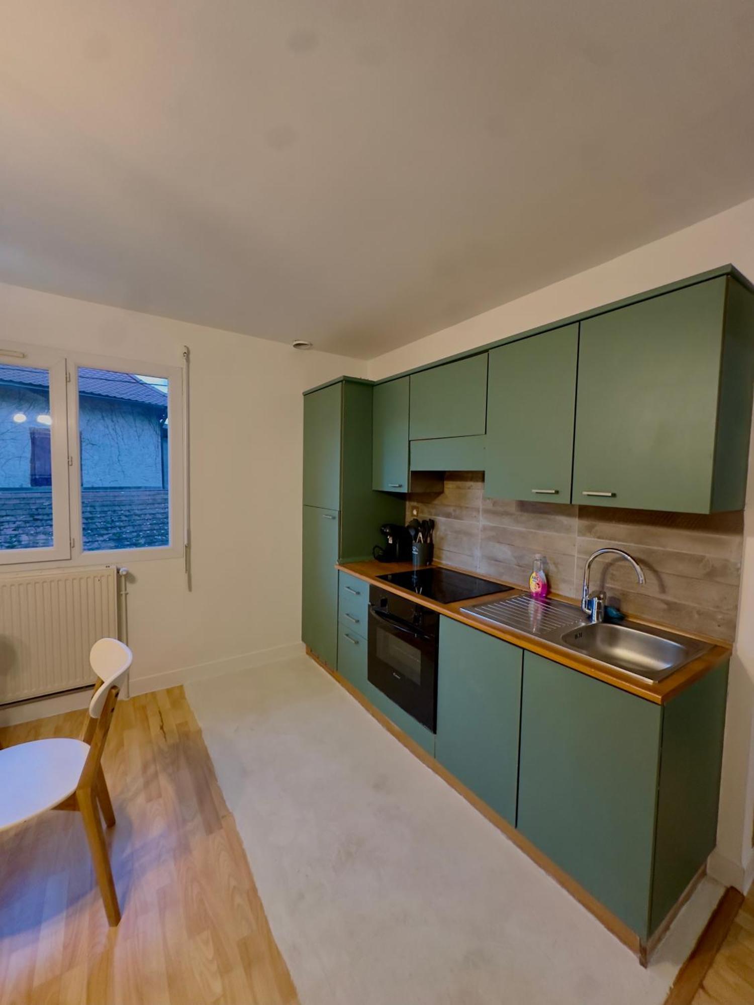 Appartement Chloe Du Lac Montferrat  Ngoại thất bức ảnh