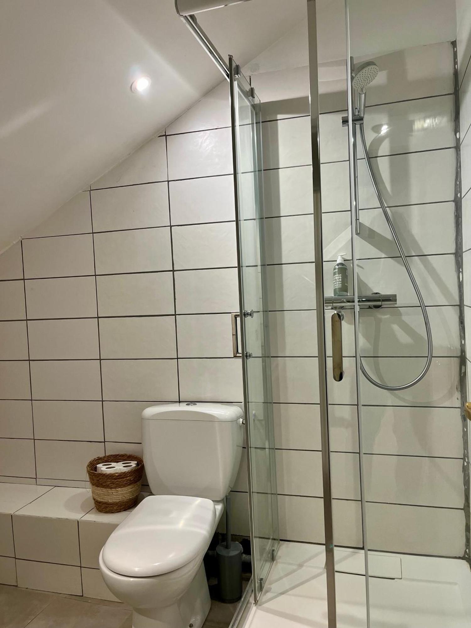 Appartement Chloe Du Lac Montferrat  Ngoại thất bức ảnh