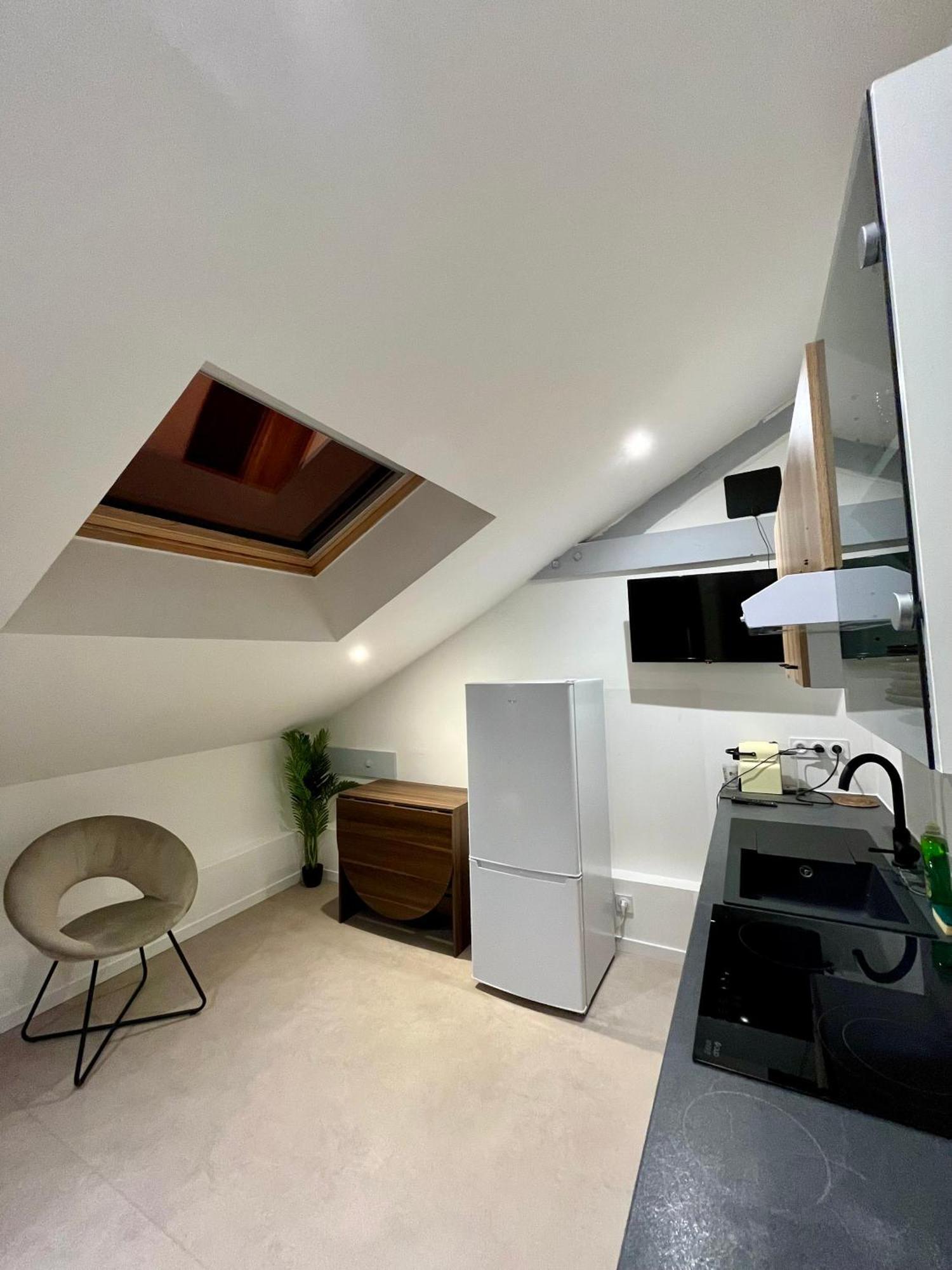 Appartement Chloe Du Lac Montferrat  Ngoại thất bức ảnh