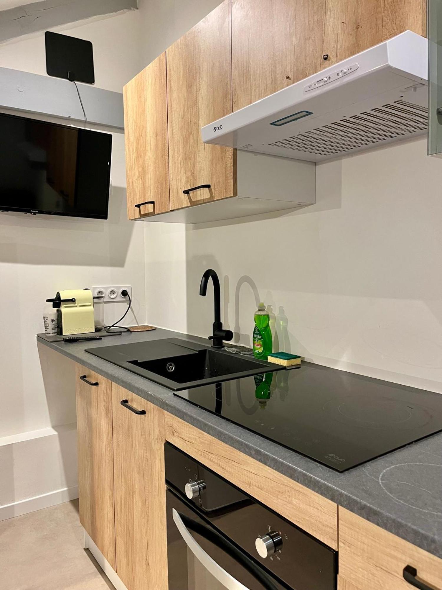 Appartement Chloe Du Lac Montferrat  Ngoại thất bức ảnh