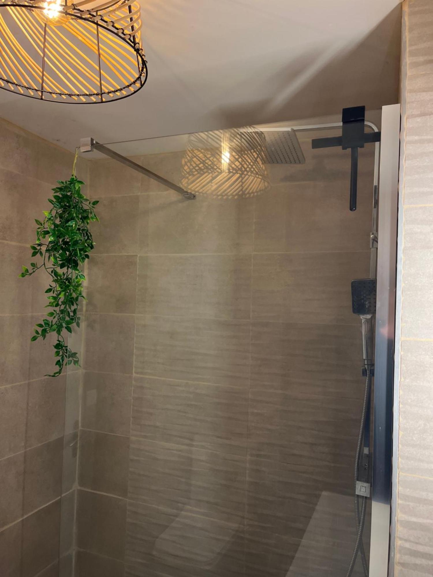 Appartement Chloe Du Lac Montferrat  Ngoại thất bức ảnh